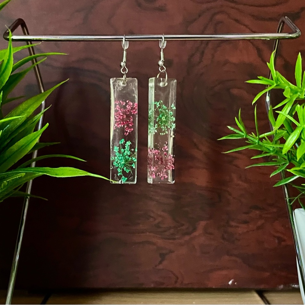 Handcrafted dried flower resin earrings